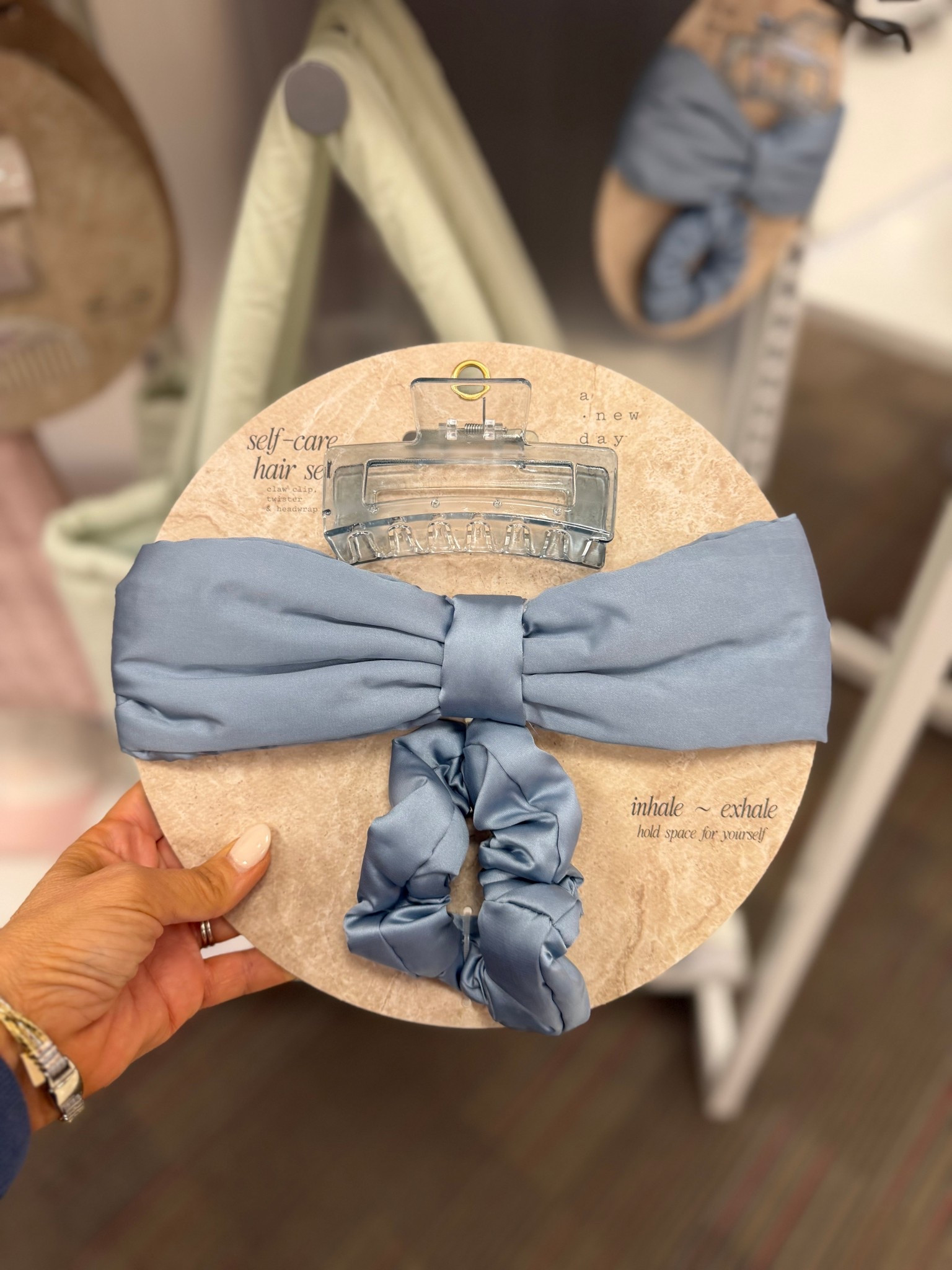 Hair set for a great Valentine’s present. Only $15 

#LTKselfcare #LTKBeauty #LTKValentine