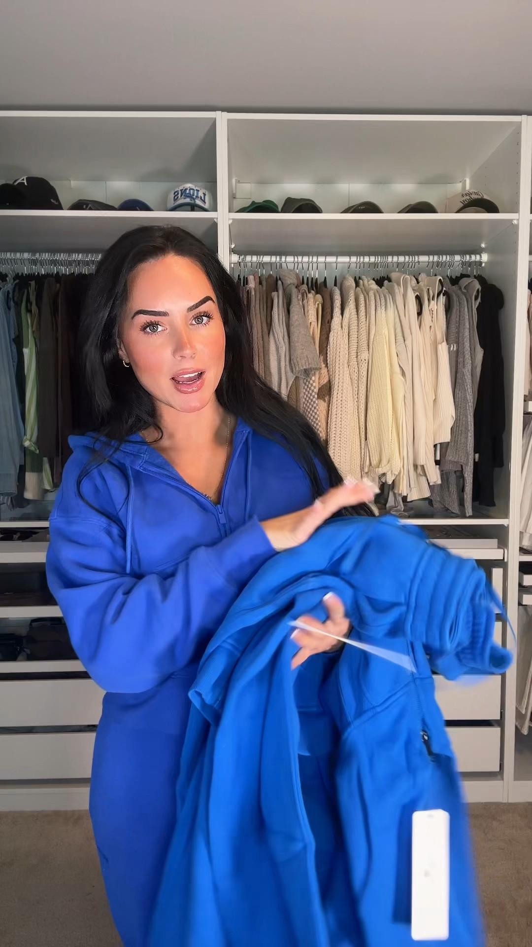 
I absolutely love my Aritzia Jazz Blue sweats, but I wanted to find a more affordable option for you. 💙 This set from Amazon is a fantastic alternative!

Currently these sweats are sold out in this color on Amazon but they are still in stock on CRZ yogas website. (I can’t link them here)

For reference, I’m wearing a size small in both sets.

#LTKFindsUnder50 #LTKWatchNow #LTKFindsUnder100