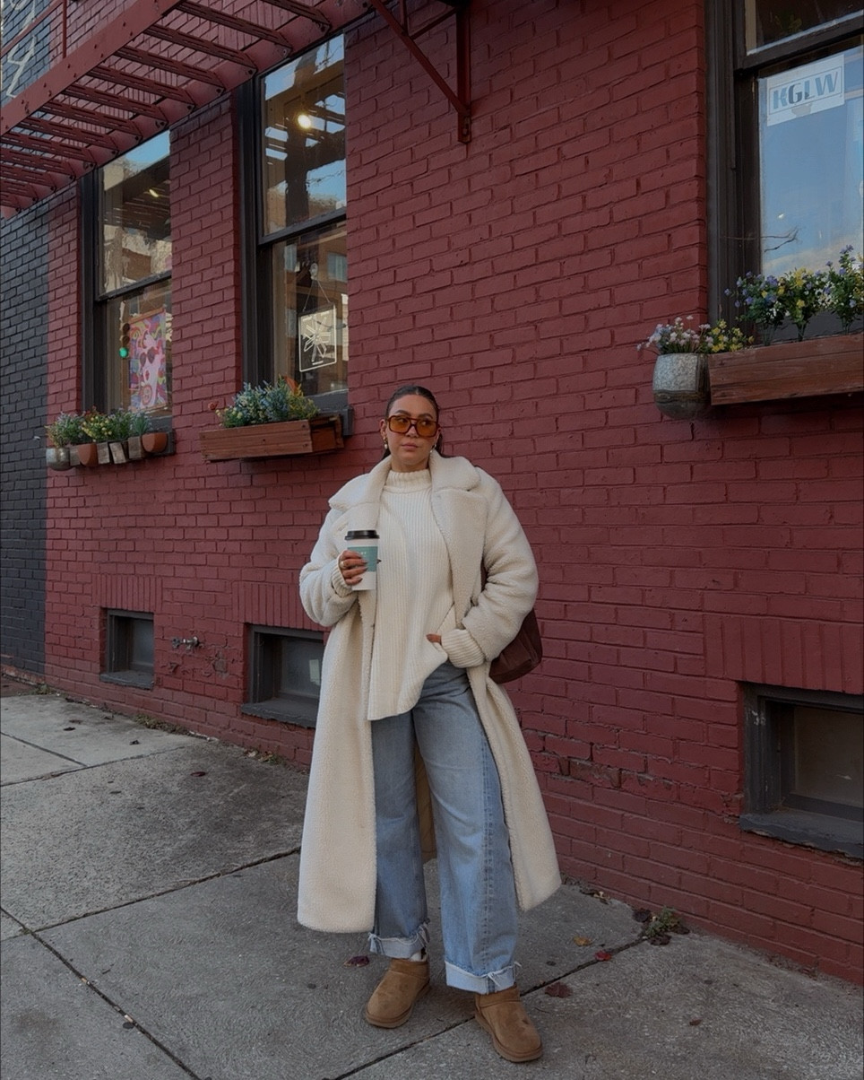 it’s always so fun creating content in my hometown vs Chicago because people either look at me like I’m famous or don’t even realize what’s going on (should I post the bts?)☕️🐻‍❄️

#momfashion #momstyle #easyoutfitideas #stylingtips #ootdinspiration #citymom #outfitoftheday #toddlermom #midsizemom #dailyoutfitinspo #cybermondaysale #momswithstyle #cozyoutfit #winterfashion #winteroutfitideas #pinterestoutfit #cozystreetwear

#LTKMidsize #LTKSaleAlert #LTKCyberWeek