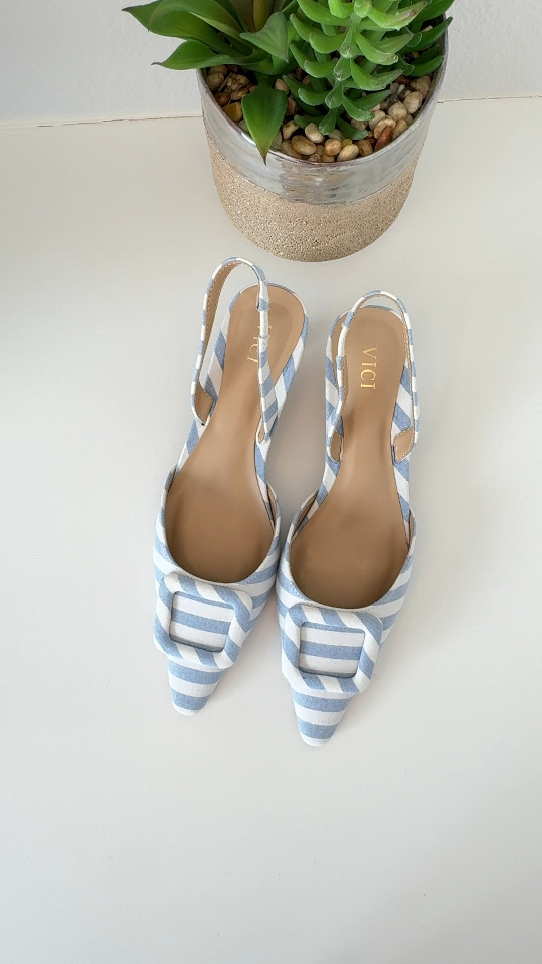 Cutest pumps from @VICI 
save 40% with code AGGISAVE40

#LTKootd #LTKgrwm #LTKU