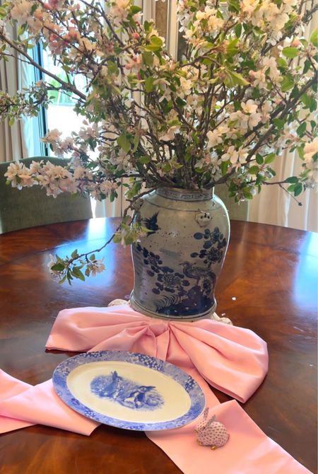 Spring table setting | home finds | dining room decor 

#LTKstyletip #LTKhome #LTKSeasonal