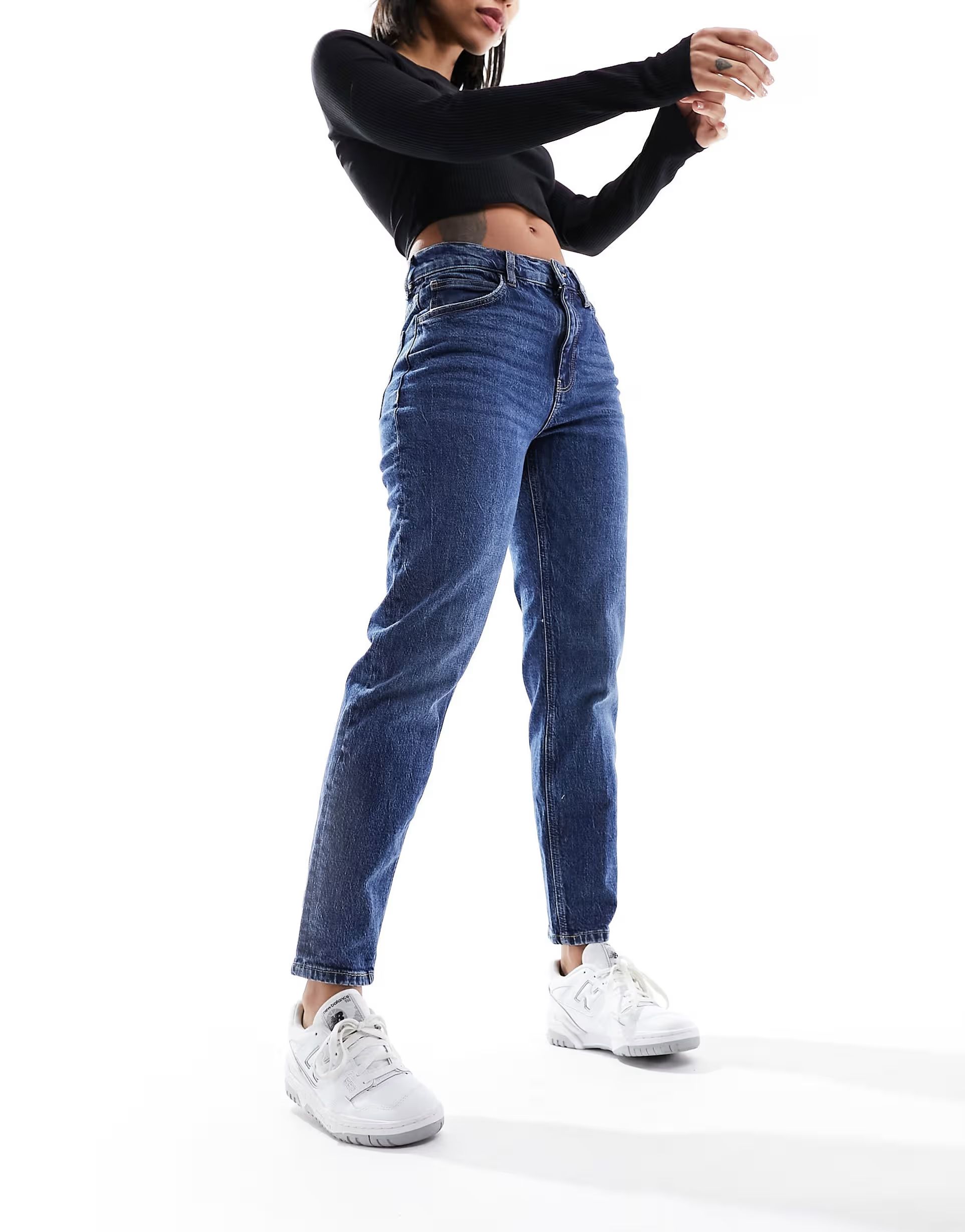 Mango – Locker geschnittene Mom-Jeans in verwaschenem Blau | ASOS (Global)