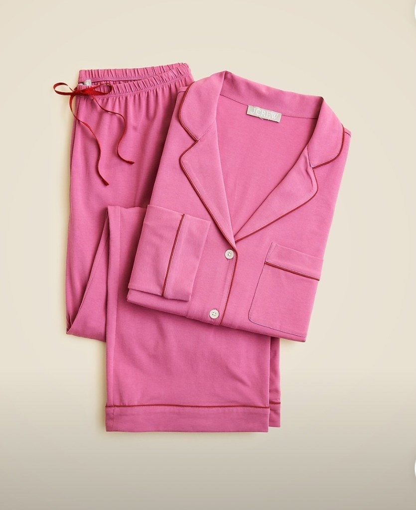 Dear Santa🎅🏻🎅🏽🎅🏾🎅🏿…


#LTKGiftGuide #LTKSaleAlert #LTKCyberWeek