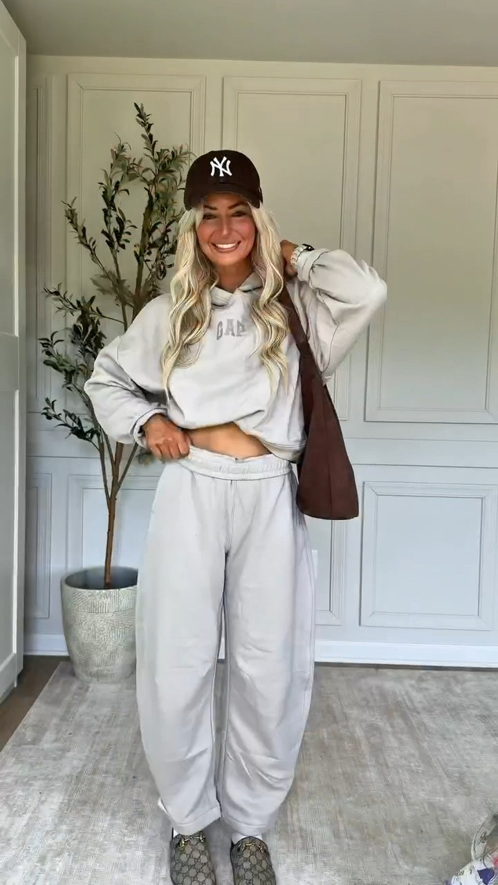 Gap haul of my dreams ✨

Fall fashion, athleisure, fall outfits, mom uniform, drop off outfit