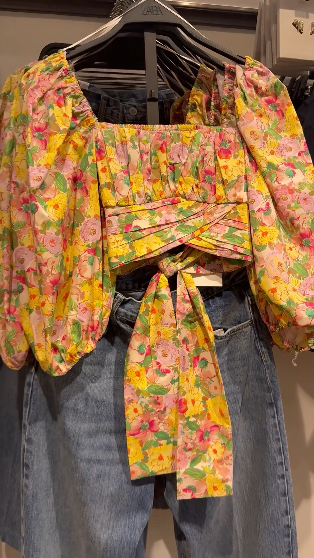 Loving this floral top! Will be so cute on Jeans with some heels for dinner. Or sandals and dinner for a casual elevated outfit for brunch. It’s under $50 and the quality is so good. I know the girls are looking for cute tops and jeans outfits , we already got the jeans, we just need the top 😅
