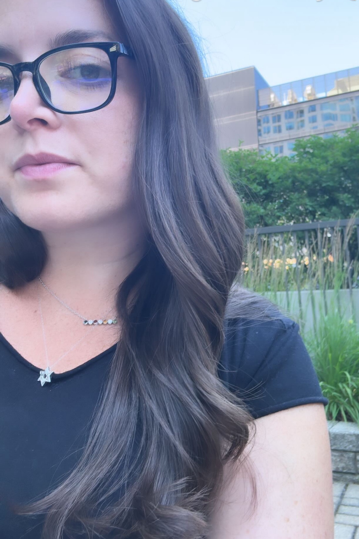 The curler I would use for effortless waves like this

#LTKFindsUnder50 #LTKBeauty #LTKStyleTip