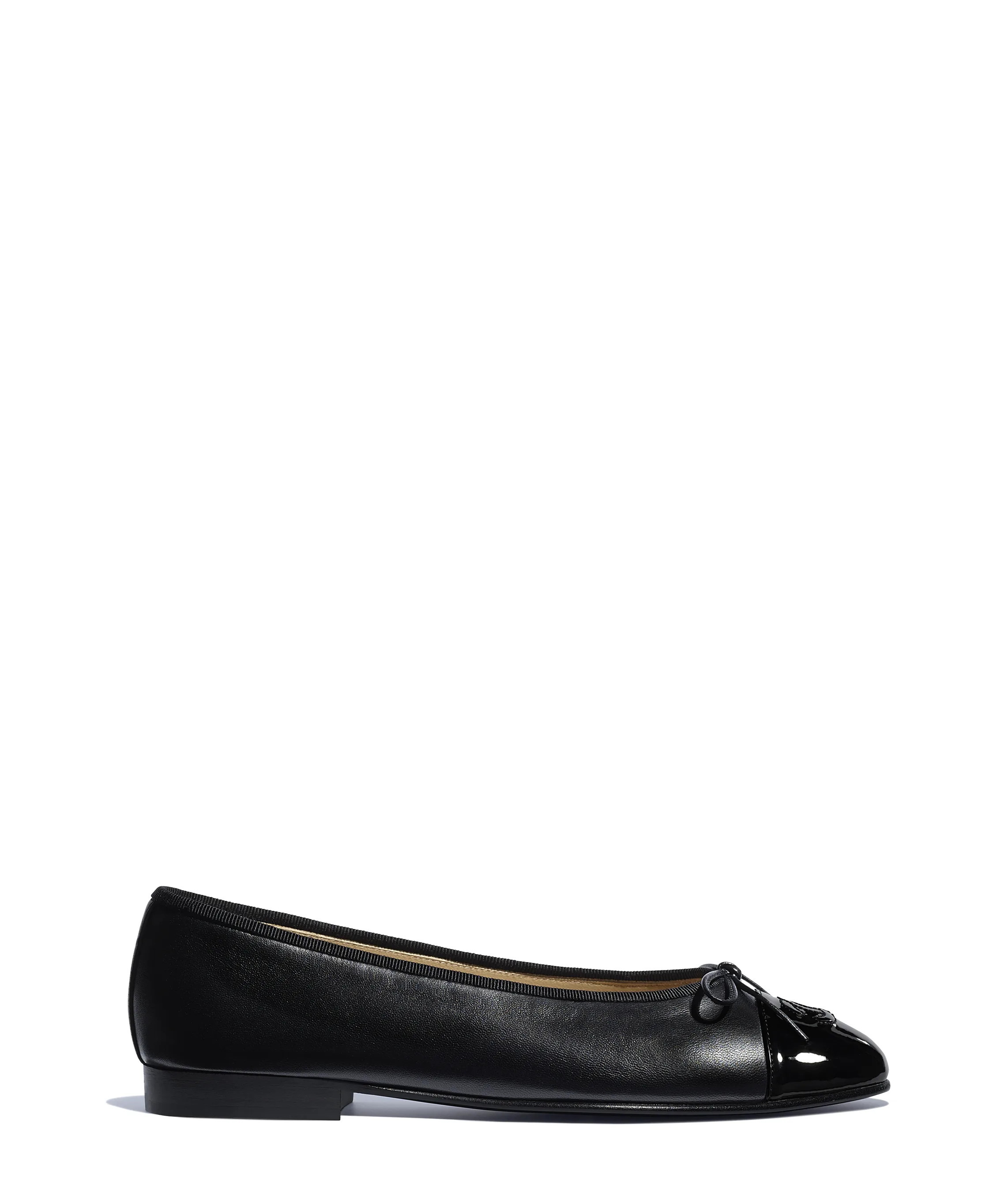 Ballet flats

            
		Lambskin & Patent Calfskin
	
		Black | Chanel, Inc. (US)
