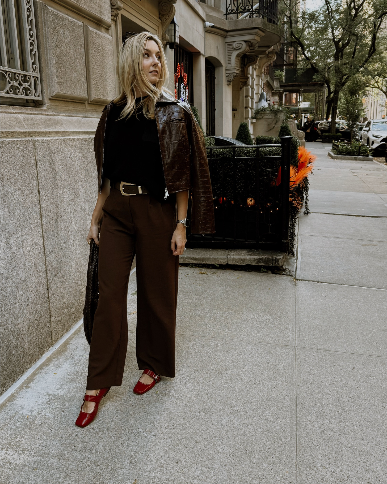 Brown all fall long 🤎👜
Brown straight leg pants, brown belt, cherry ballerinas, black sweater, brown jacket, leather jacket, fall ballet shoes, Amazon fashion, fall ootd, fall outfit ideas 

#LTKSeasonal #LTKStyleTip #LTKWorkwear