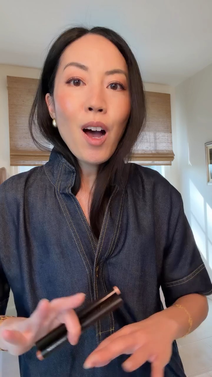 Shop my makeup most loved eyeshadow here!

#LauraMercier
#caviarstick
#cleanbeauty
#summermakeup
#glowymakeup

#LTKBeauty #LTKSeasonal #LTKselfcare