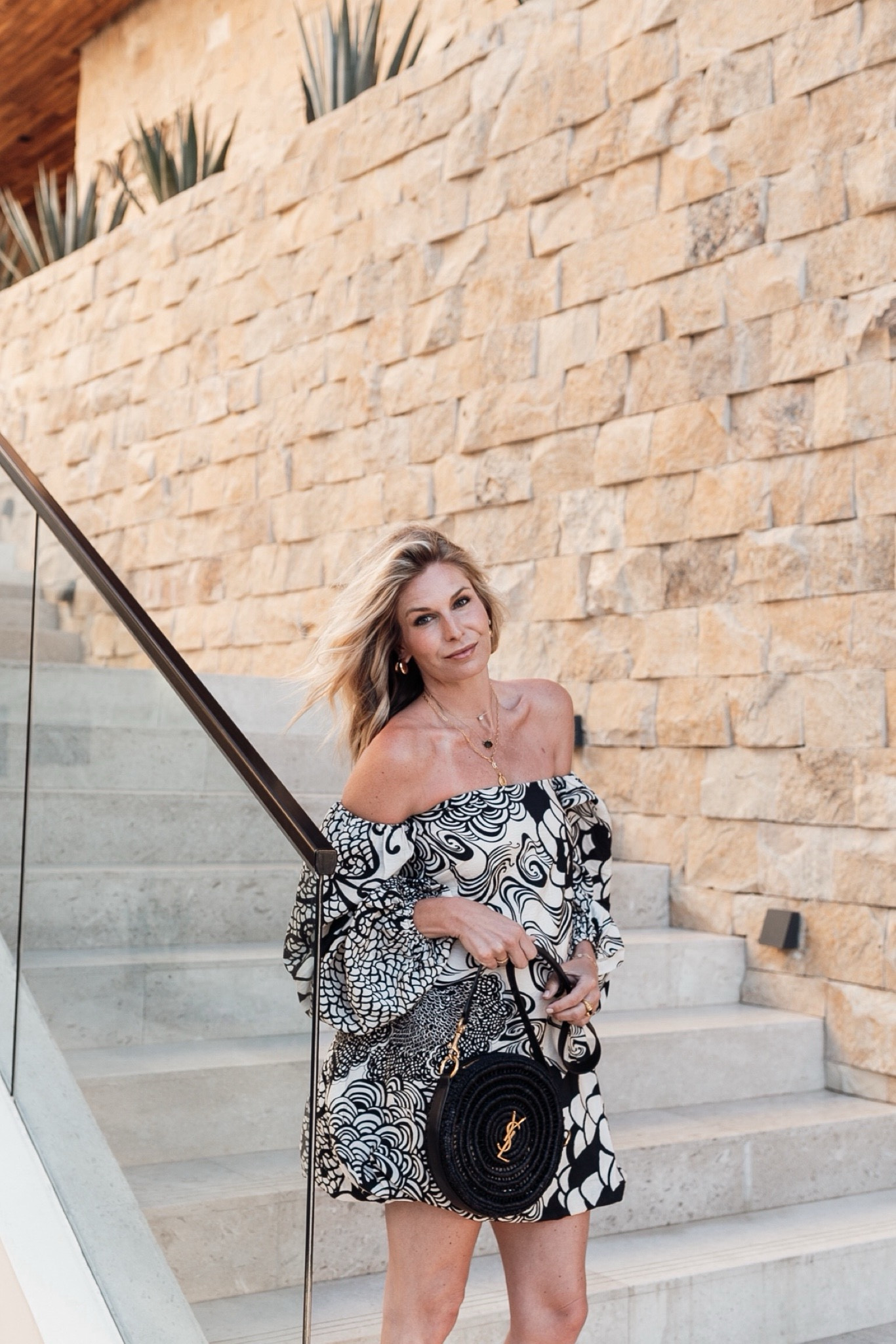 Dress can wear on or off shoulders and has a tie for waist 

#LTKtravel #LTKstyletip #LTKSeasonal