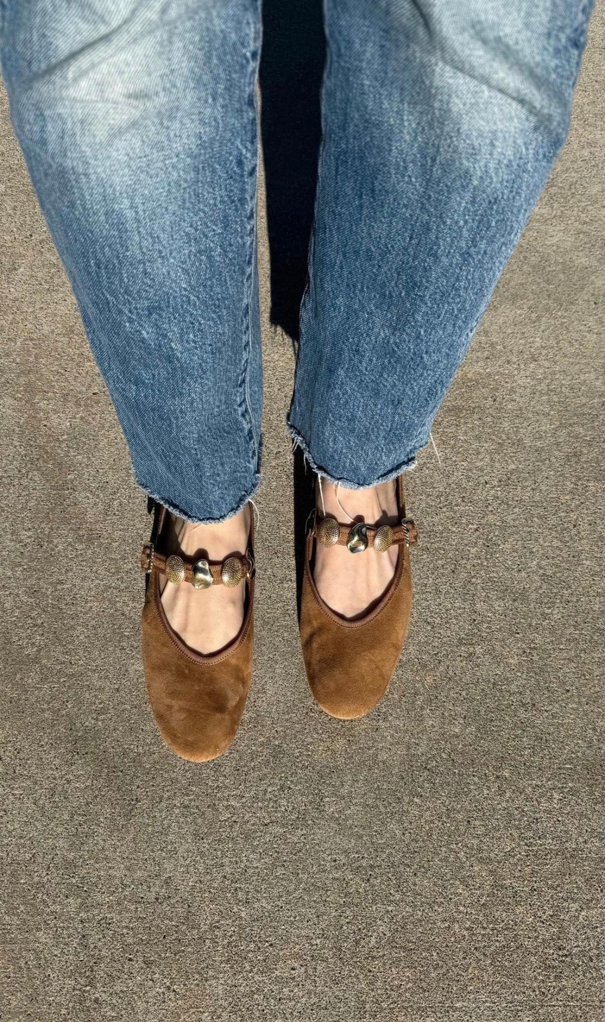Suede flats 
Fall flats
