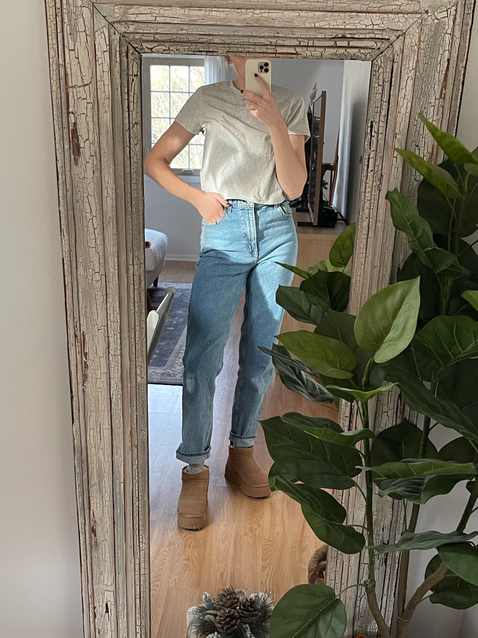 jeans & tee are 25% off + 15% off with stackable code BLACKFRIDAYAF !!! free shipping on orders $99+ 🖤

top: L
jeans: 29L



#LTKsalealert #LTKCyberWeek #LTKHoliday