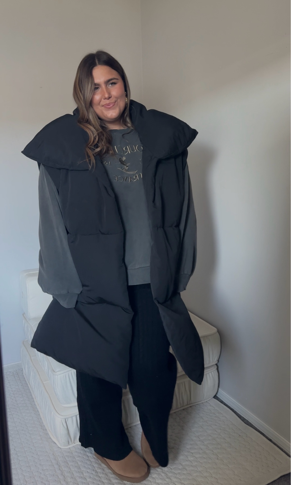 4X crew
2X vest 
3X pants 

#LTKPlusSize #LTKWorkwear #LTKHoliday