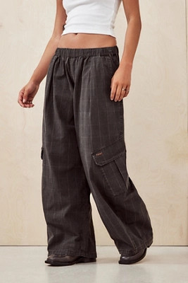 BDG Bobbi Cocoon Pants - Brown S at Urban Outfitters | Urban Outfitters UK