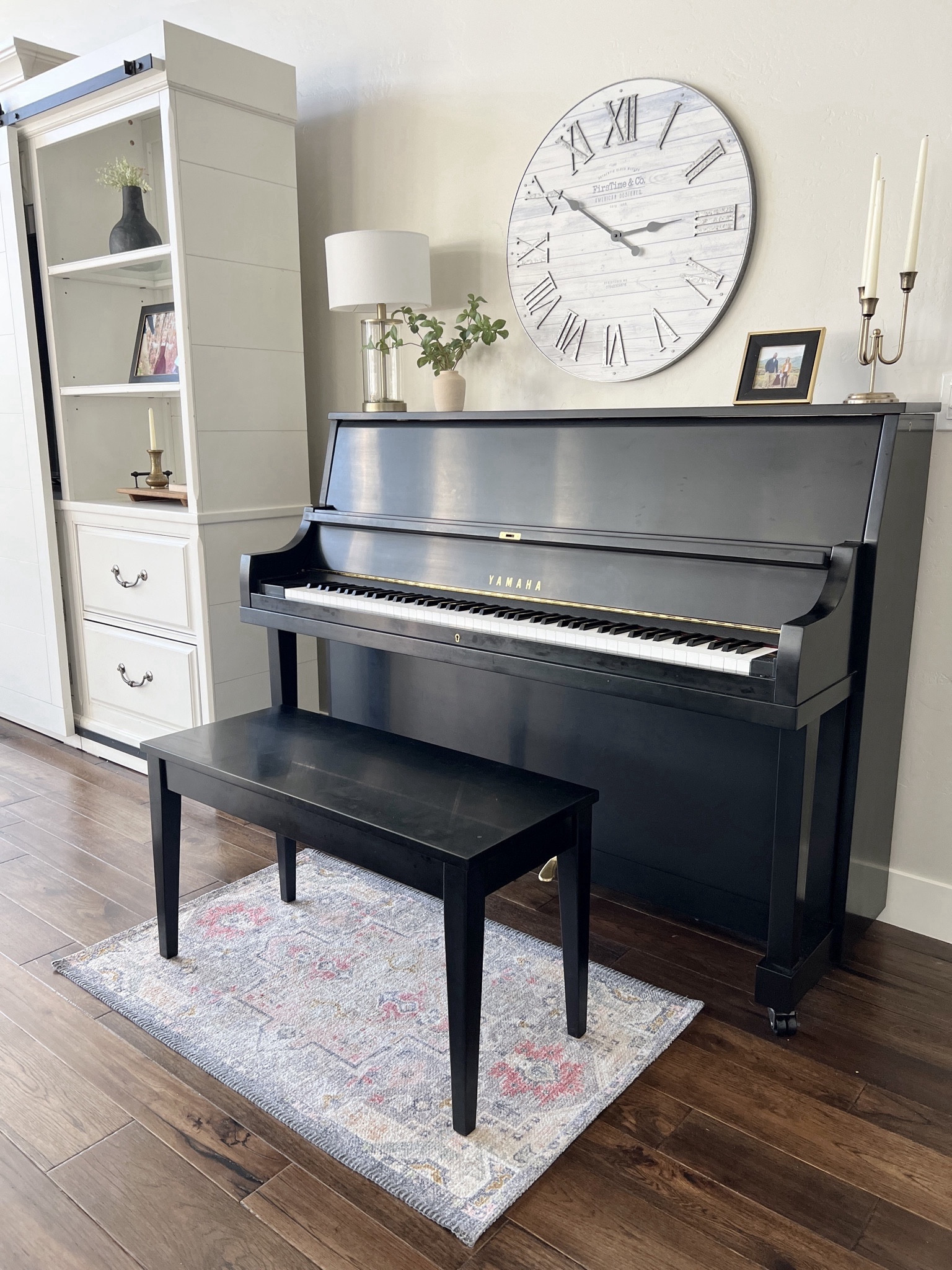 Shop my living room winter refresh from Target and Amazon! Love that these pieces can be swapped throughout the house.

Target lamp | candelabra | faux plant | rug | piano decor | picture frame

#LTKfindsunder50 #LTKhome #LTKfindsunder100