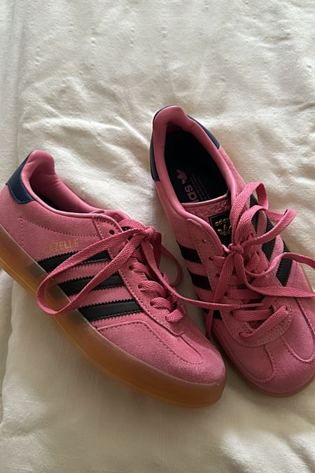 Been really into colorful sneakers lately! Perfect addition to my spring wardrobe. Pink adidas 

#LTKshoecrush