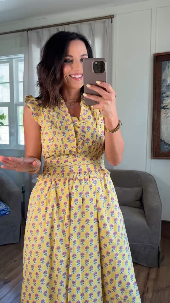 the Easter dress you’ve been looking for 💛
lightweight, feminine, and so well made… I’m wearing a size small
#easterstyle #springoutfit #floraldress #modeststyle #easteroutfitideas 
