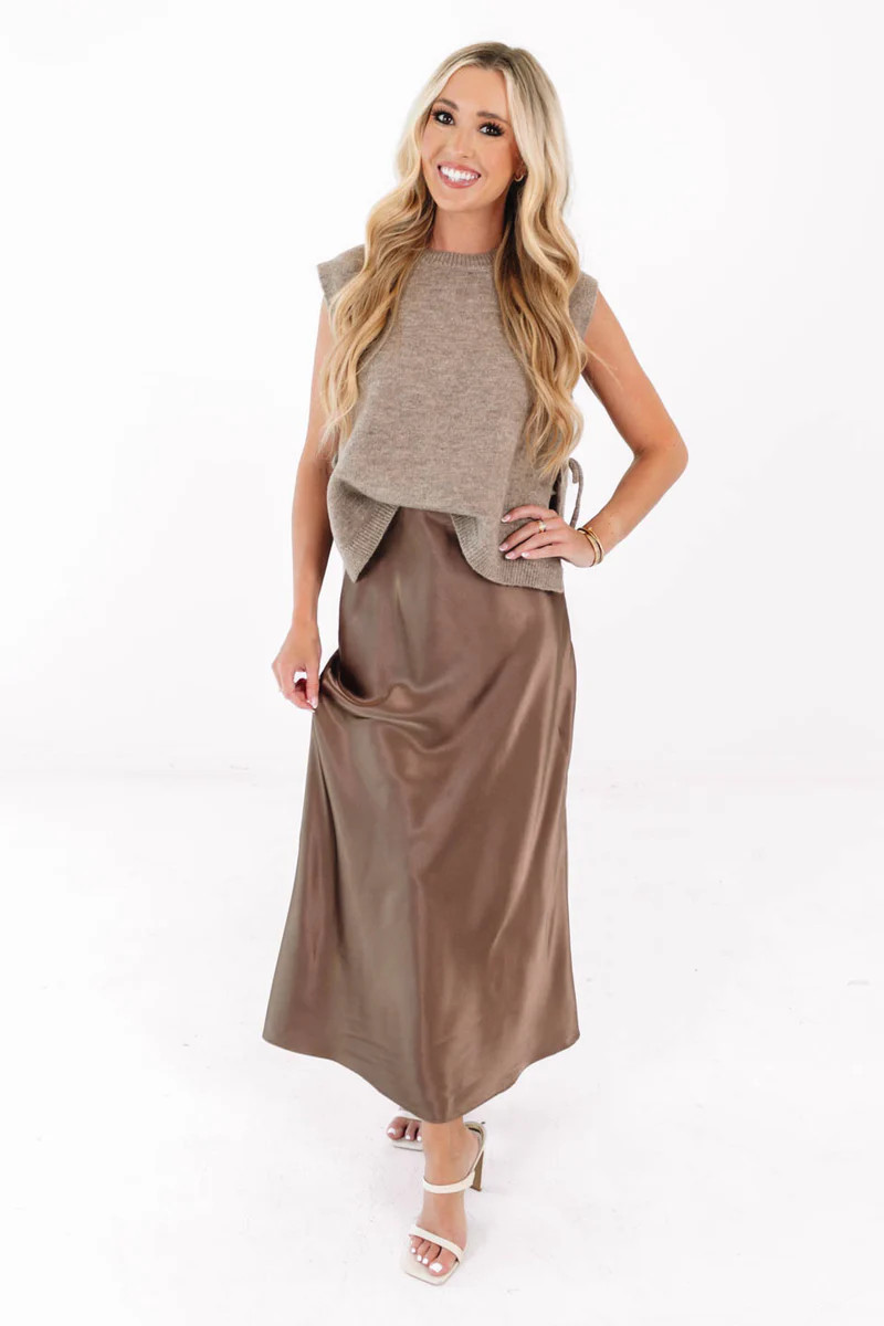 Case Closed Top - Brown | The Impeccable Pig