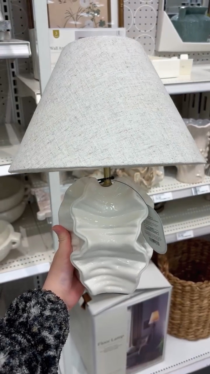 Gorgeous coastal home decor @target! Absolutely love it 😍 comment VIBE if you want the 🔗 

Home decor, coastal vibe, beach house decor, Target, Target style, Hannah Montana, this is the life