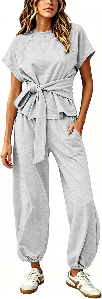 Women's 2 Pieces Outfit Set Casual Lounge Sets Short Sleeves Tee and Sweatpant Matching Set with ... | Amazon (US)