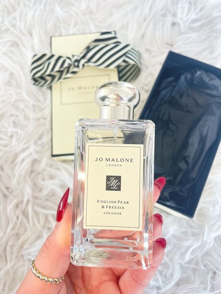 I am loving this scent from Jo Malone. It is their English pear and Freesia and is the perfect holiday gift for that special woman in your life! 

Fragrance Description: Luscious and golden. A fresh note of just-ripe pears, wrapped in a bouquet of white freesias and mellowed by amber, patchouli and woods.

#LTKSeasonal #LTKGiftGuide #LTKHoliday