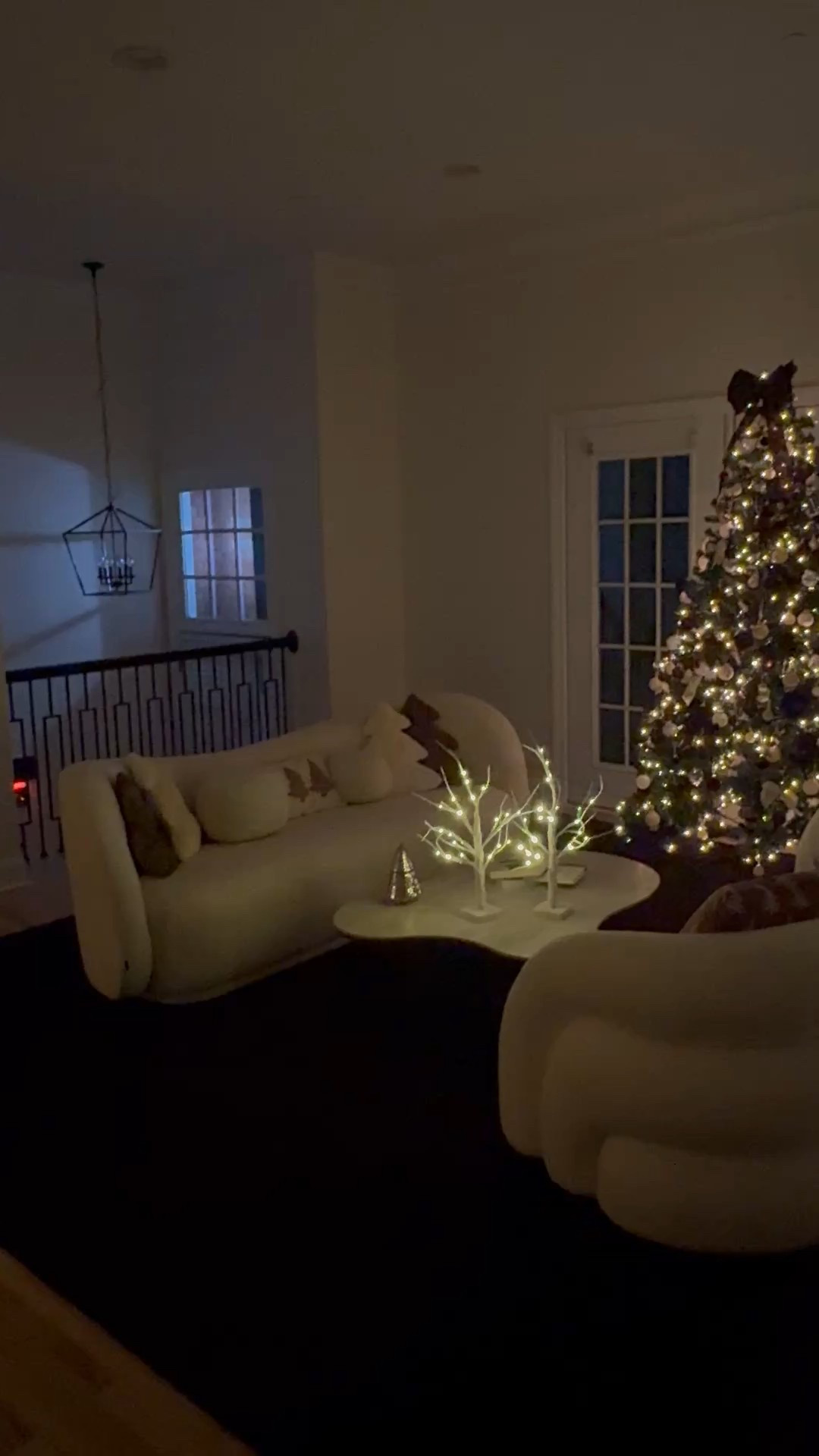 All the Christmas decor you need for a warm and cozy theme! 

#LTKHome #LTKU #LTKHoliday