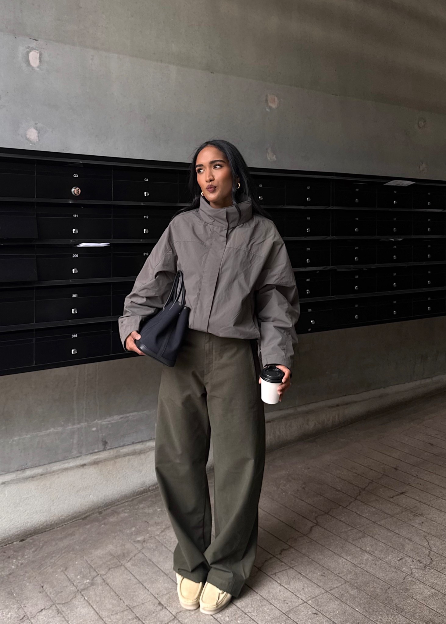 Go-to outfit for running errands #uniqlo

Wearing size S in pants & top. Size down in bottoms if between sizes!
Shoes are true to size 🤍

#LTKpetite #LTKmodest #LTKstyletip