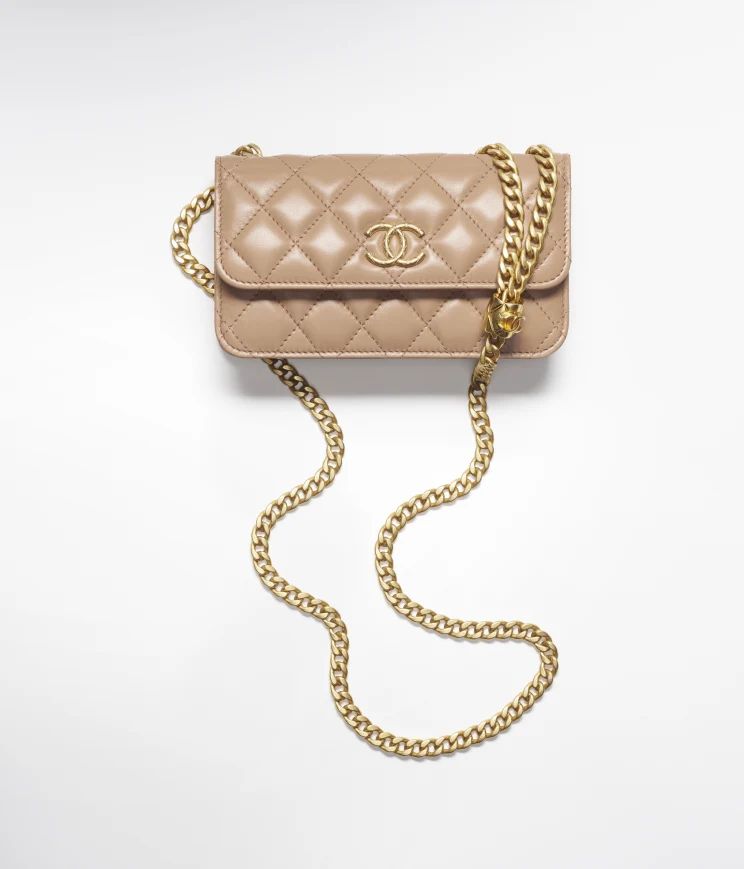 Flap Phone Holder with Chain | Chanel, Inc. (US)