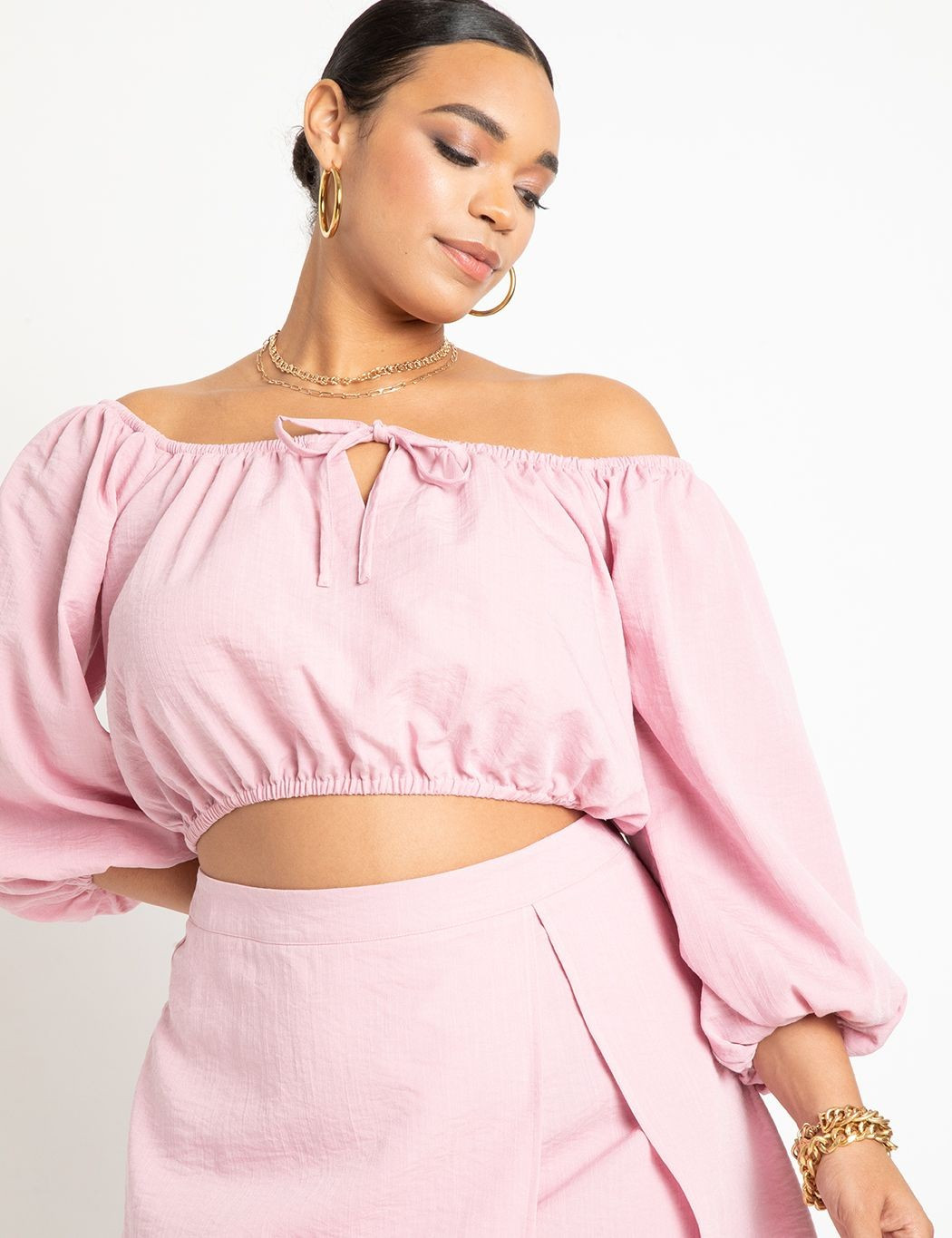 Off The Shoulder Bubble Top | Women's Plus Size Tops | ELOQUII | Eloquii