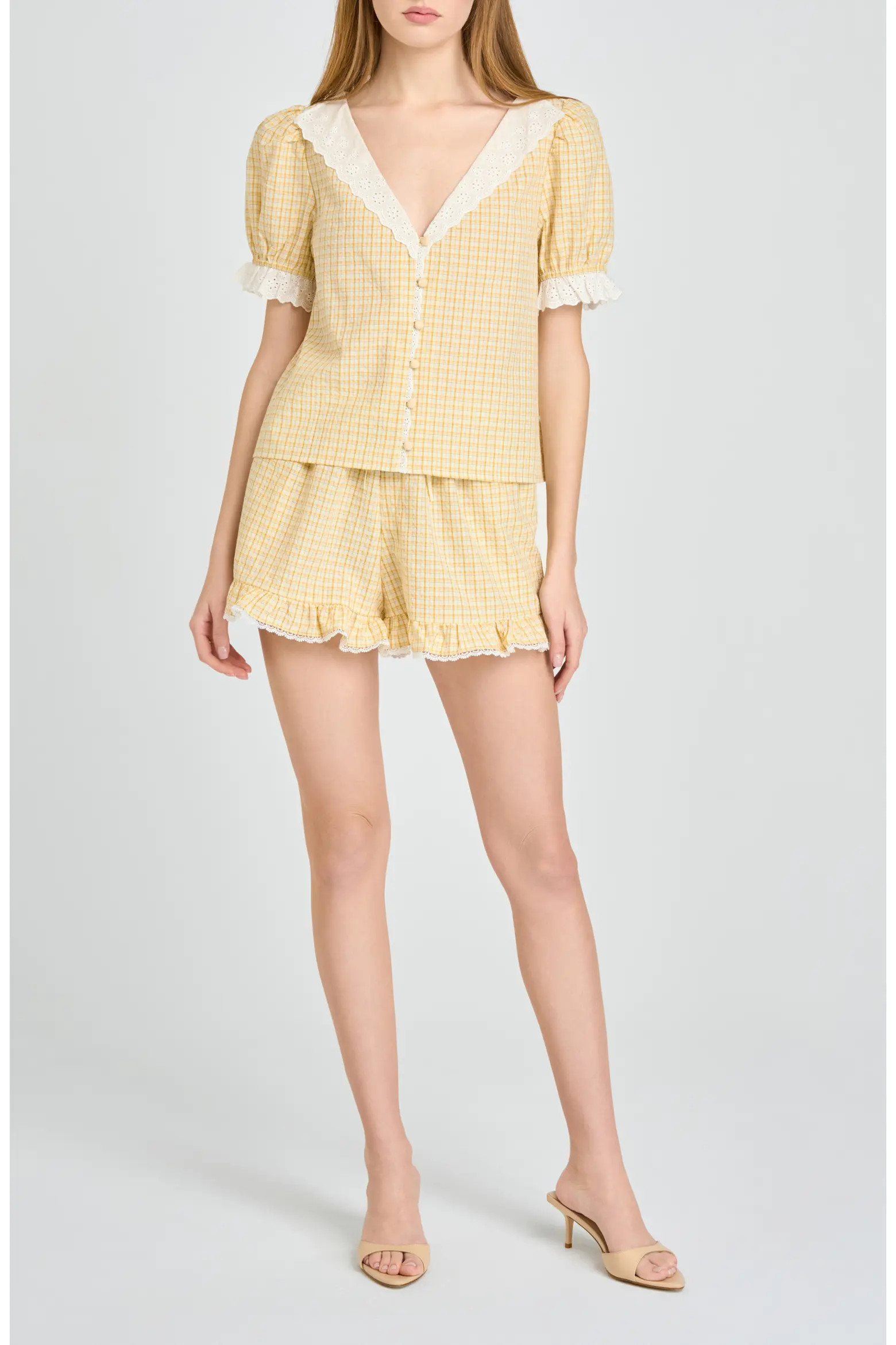 WAYF Emma Ruffle Lace Trim Shorts (Women) | Nordstrom | Nordstrom
