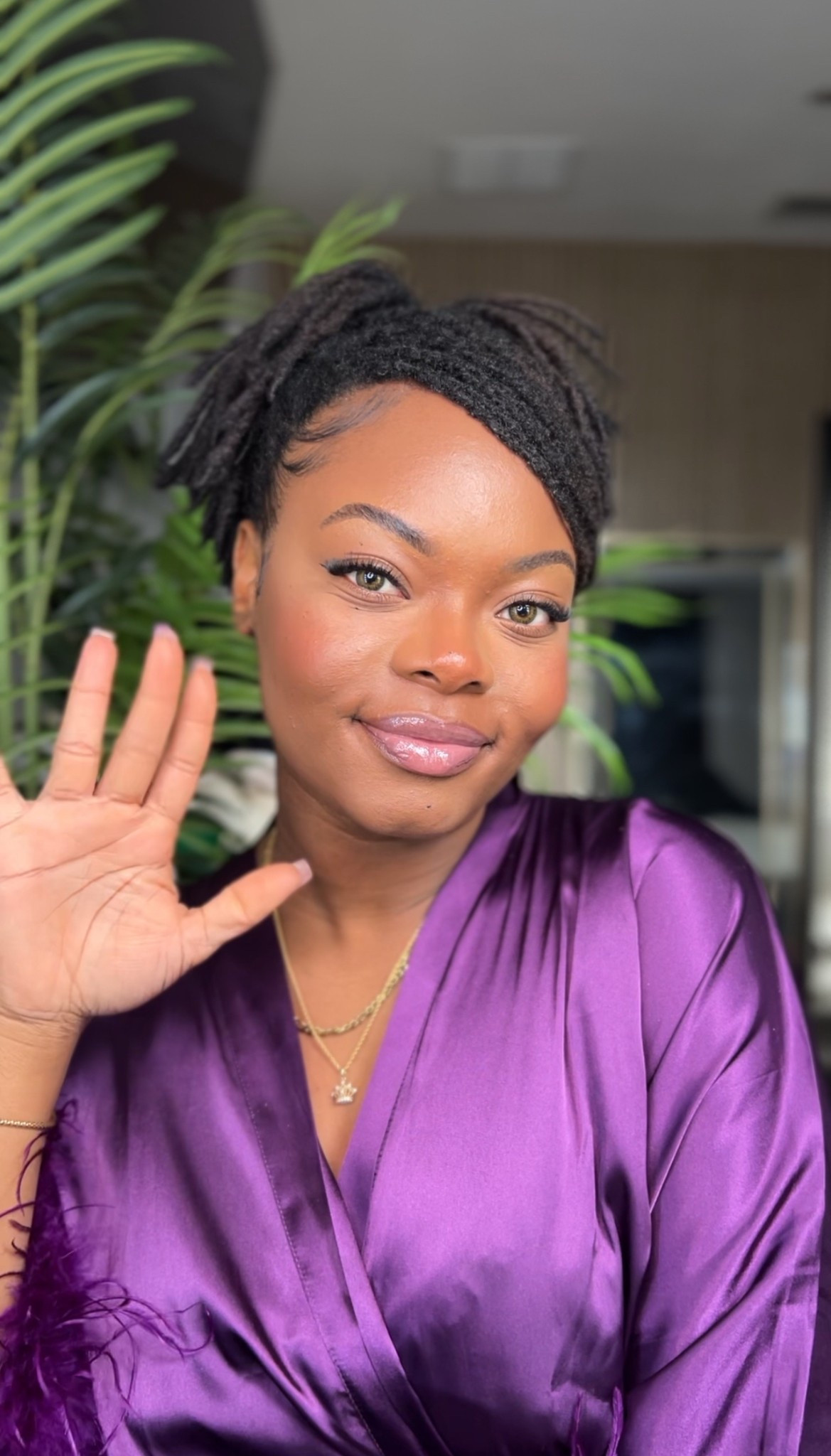 My fave robe 🤍💜

#LTKBeauty #LTKStyleTip #LTKPetite