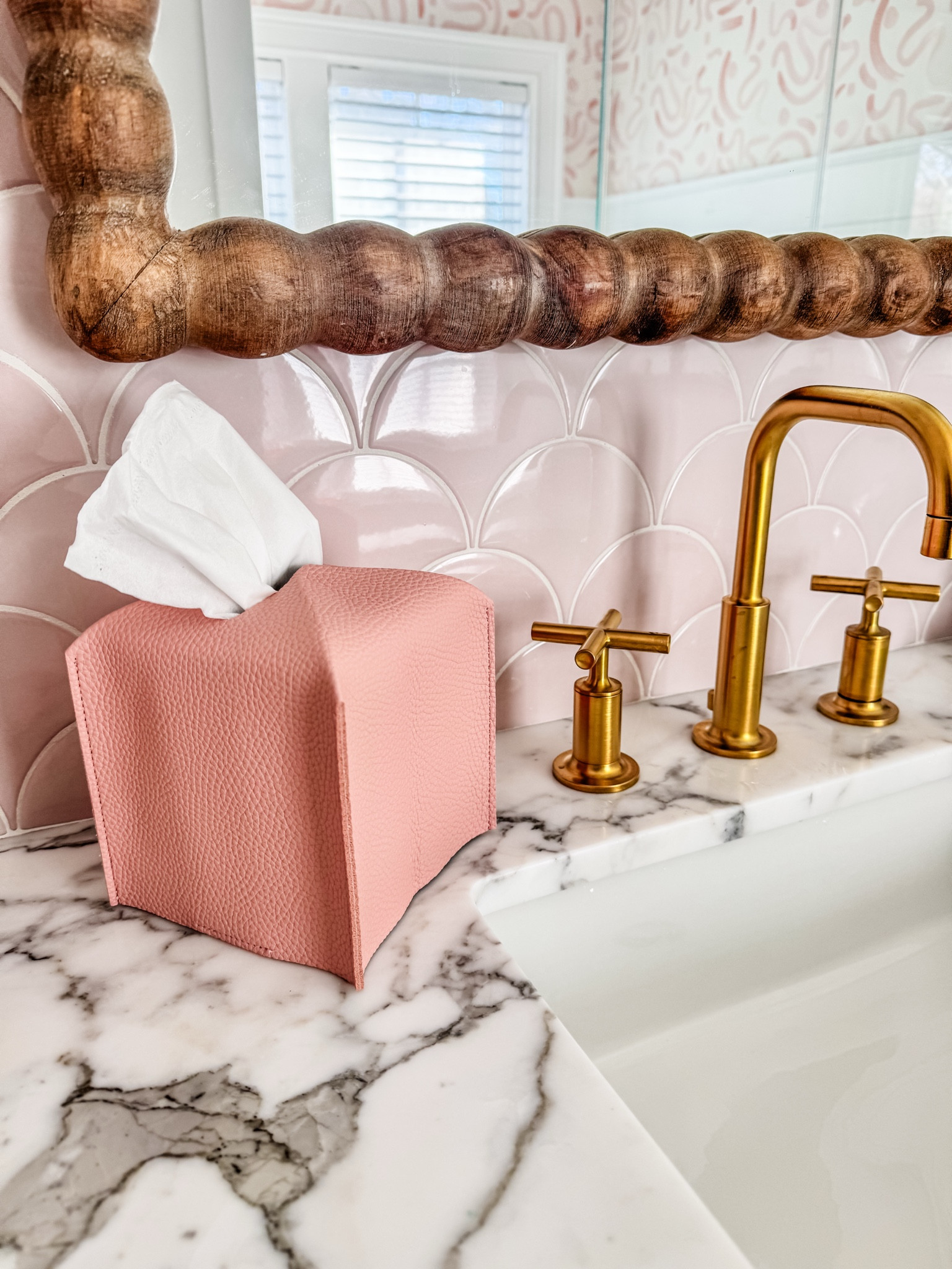 The most luxe tissue box covers to ever be!! 🤌🏼

#LTKHome #LTKFindsUnder50 #LTKSaleAlert