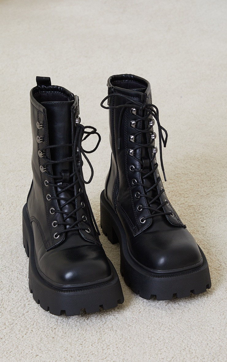 Black Chunky Square Toe Lace Up Hiker Biker Boots | PrettyLittleThing US