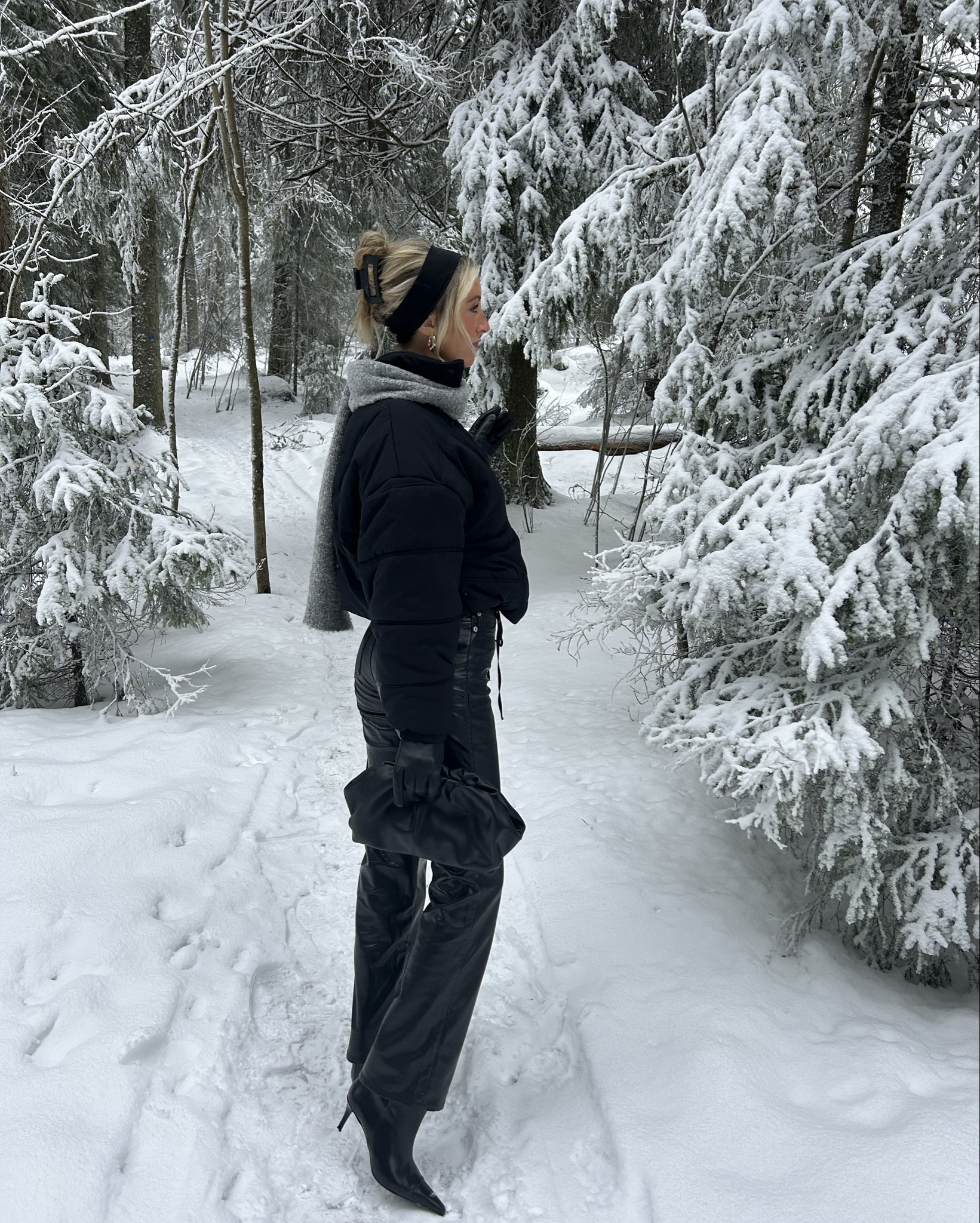 Winter aesthetic ❄️

#LTKStyleTip #LTKSeasonal