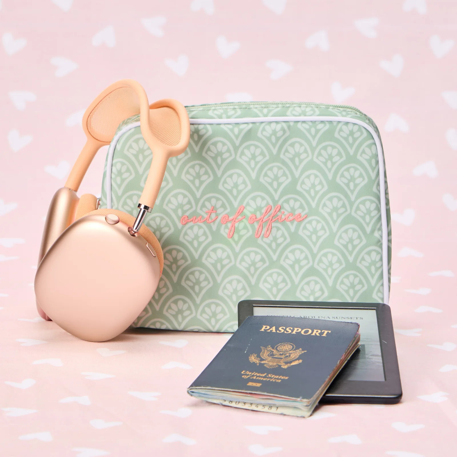Medium Patterned Toiletry Bag | Weezie Towels | Weezie Towels