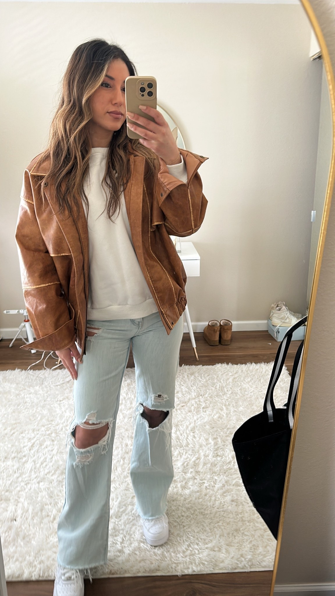 Obsessed with this leather jacket. Comes in 3 different colors, linked below! Wearing size small 

#LTKSeasonal #LTKWorkwear #LTKStyleTip