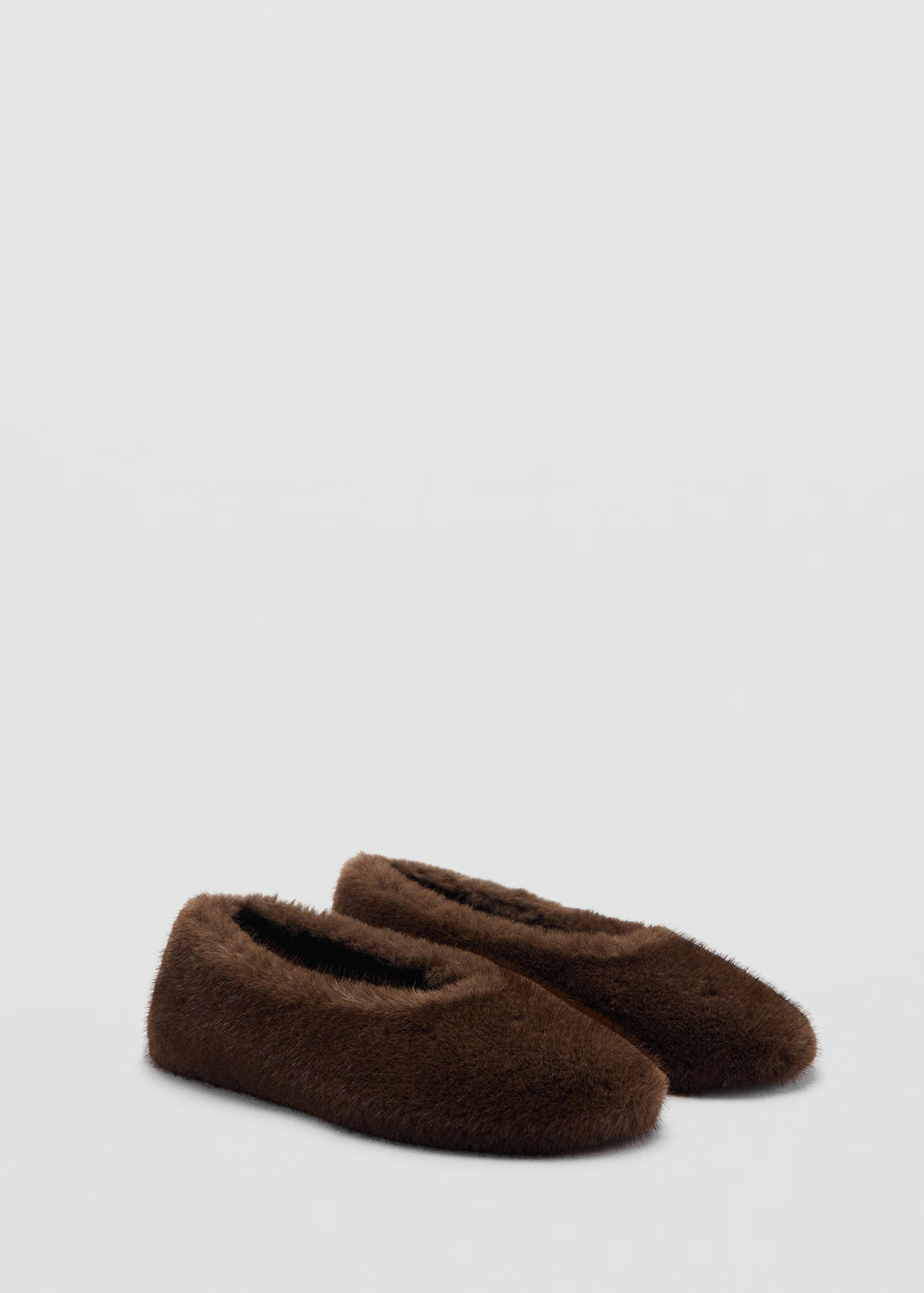 Fur-effect flat shoes | MANGO (UK)