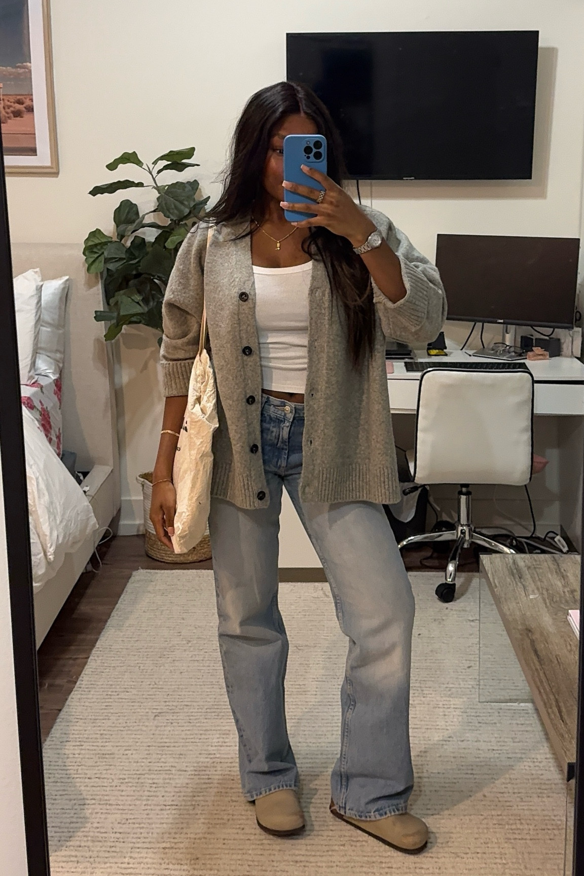 Comfy fall outfit 

#ootd #falloutfit #fallfashion

#LTKStyleTip #LTKSeasonal #LTKHoliday