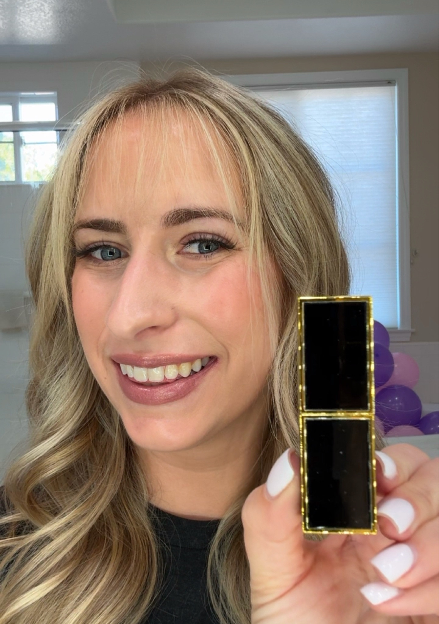 ✨ Want your makeup to go from everyday to extra in seconds? ✨ Meet the Sparkle Topper Balm! This versatile gem adds the perfect hint of shimmer to your lips. 

#LTKBeauty #LTKFindsUnder50 #LTKStyleTip