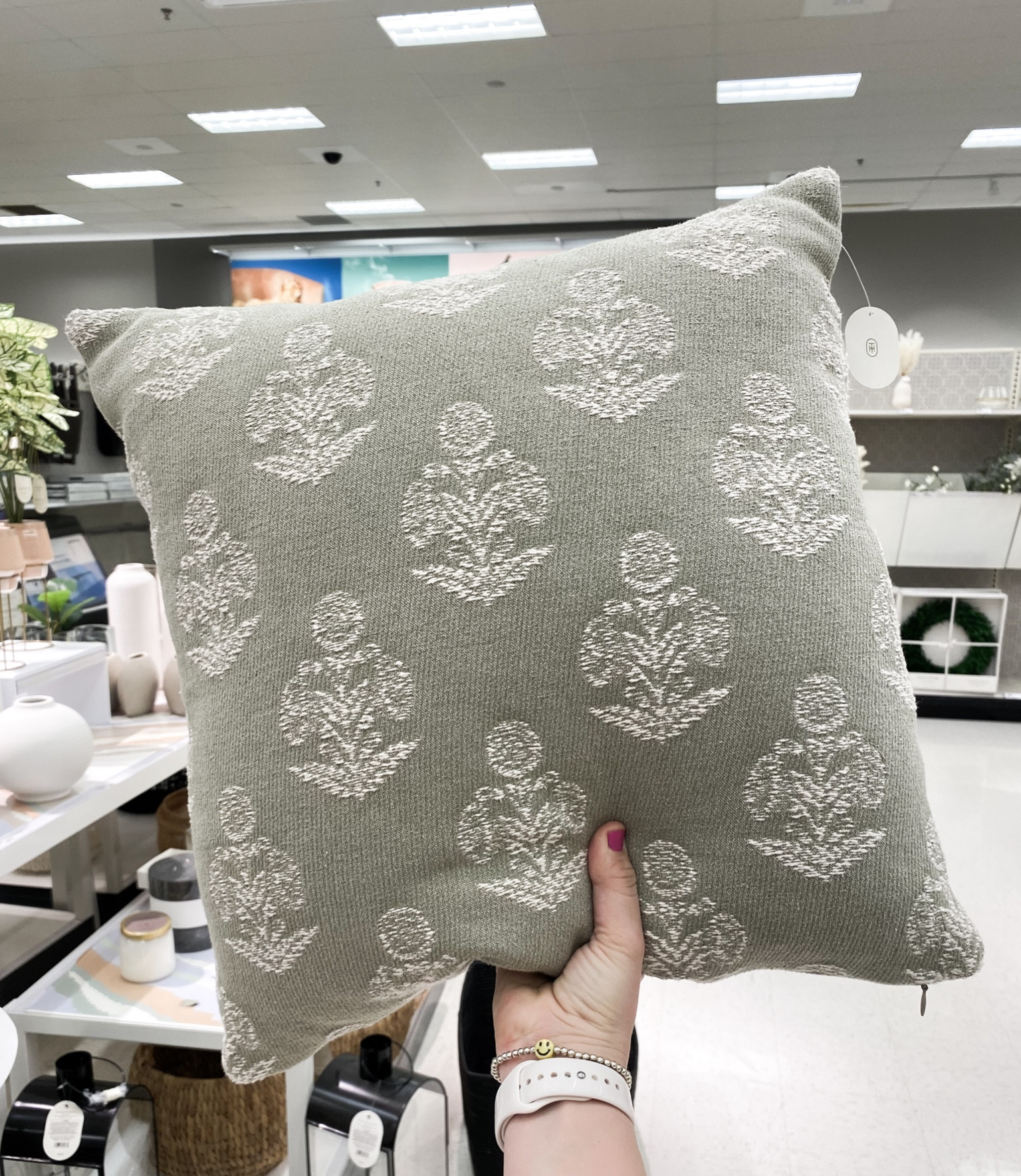 Perfect pillow to freshen up your home decor this spring! 🌱
It’s a beautiful neutral green color! Target Threshold brand with Studio McGee 🖤

#LTKSeasonal #LTKhome #LTKfindsunder50