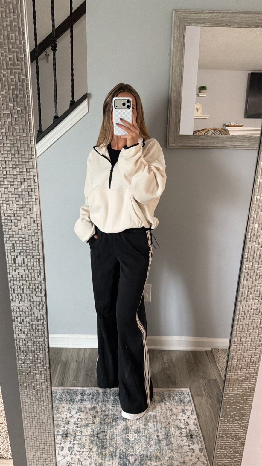These track pants are so cute! Perfect when you need something casual but want to feel put together 🤍🖤 @Fabletics

#LTKgrwm #LTKSaleAlert #LTKootd