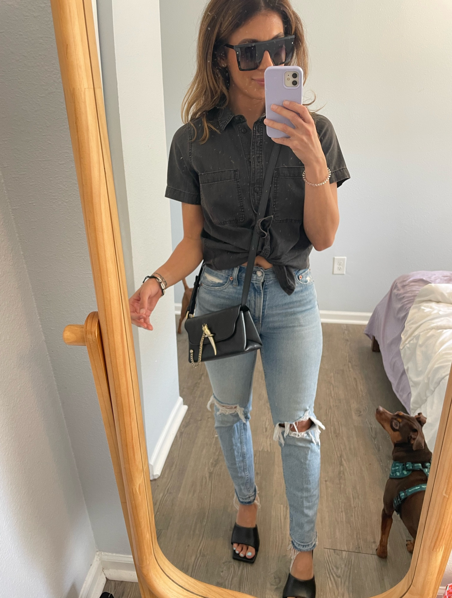 Any easy use of some of my favorite basics for a chic casual look 🖤🤍