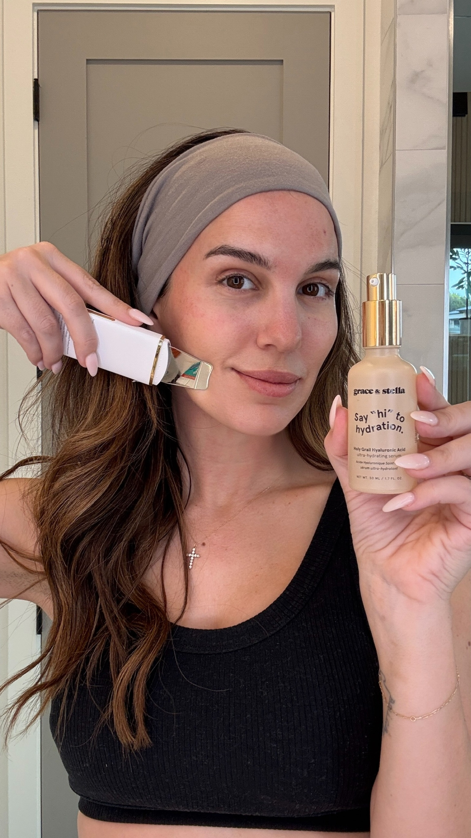 Skincare secret: Using the microcurrent wand is the secret to supersizing your serum application! 🧖‍♀️

Skincare, Beauty, Skincare Over 40, Beauty Over 40, Beauty Essentials, Beauty Must-Haves, Skincare Must-Haves, Skincare Essentials  

 #LTKWatchNow #LTKOver40 #LTKBeauty