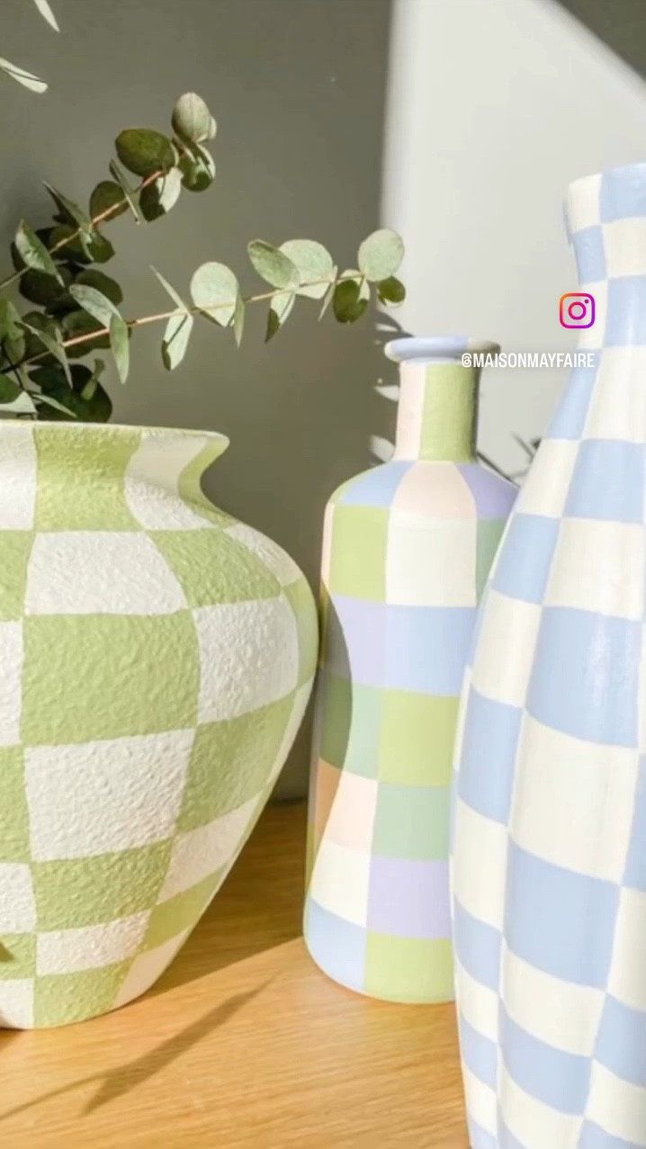 In honor of Valentines week, here is a round up of some Funky and Fun Vases to bring any floral arrangement to life ✨

#Interiors #InteriorDesign #HomeDecor #Decor #HomeAccents #Accents #Florals #Vases #Vase #HomeAccessories #Accessories #Checkered #Color #ColorfulDecor #FunkyDecor
#Kitchen #LivingRoom #Bedroom #Entry #Outdoor #Flowers #Ceramics #StoneVase #Handpainted #PaintedVase 