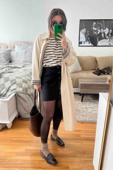 Casual spring outfit idea

Sezane trench coat, Sezane striped tee, Sezane skirt, j.crew loafers, j.crew purse

#LTKshoecrush #LTKSeasonal #LTKstyletip