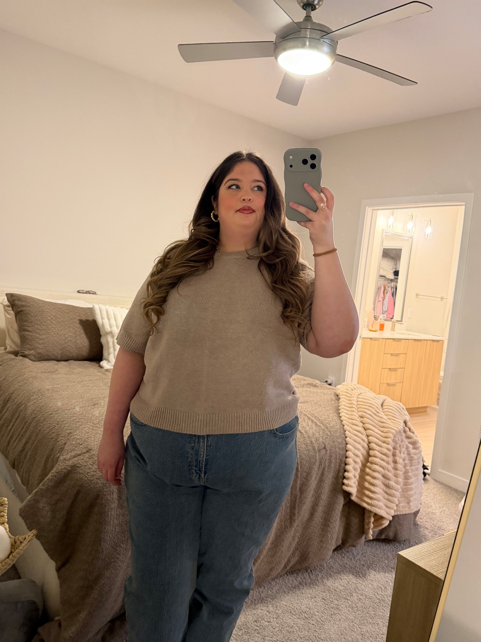 wearing size XXL in the sweater tee 🐻 size 36 in jeans 👖 

#LTKPlusSize #LTKWorkwear #LTKootd