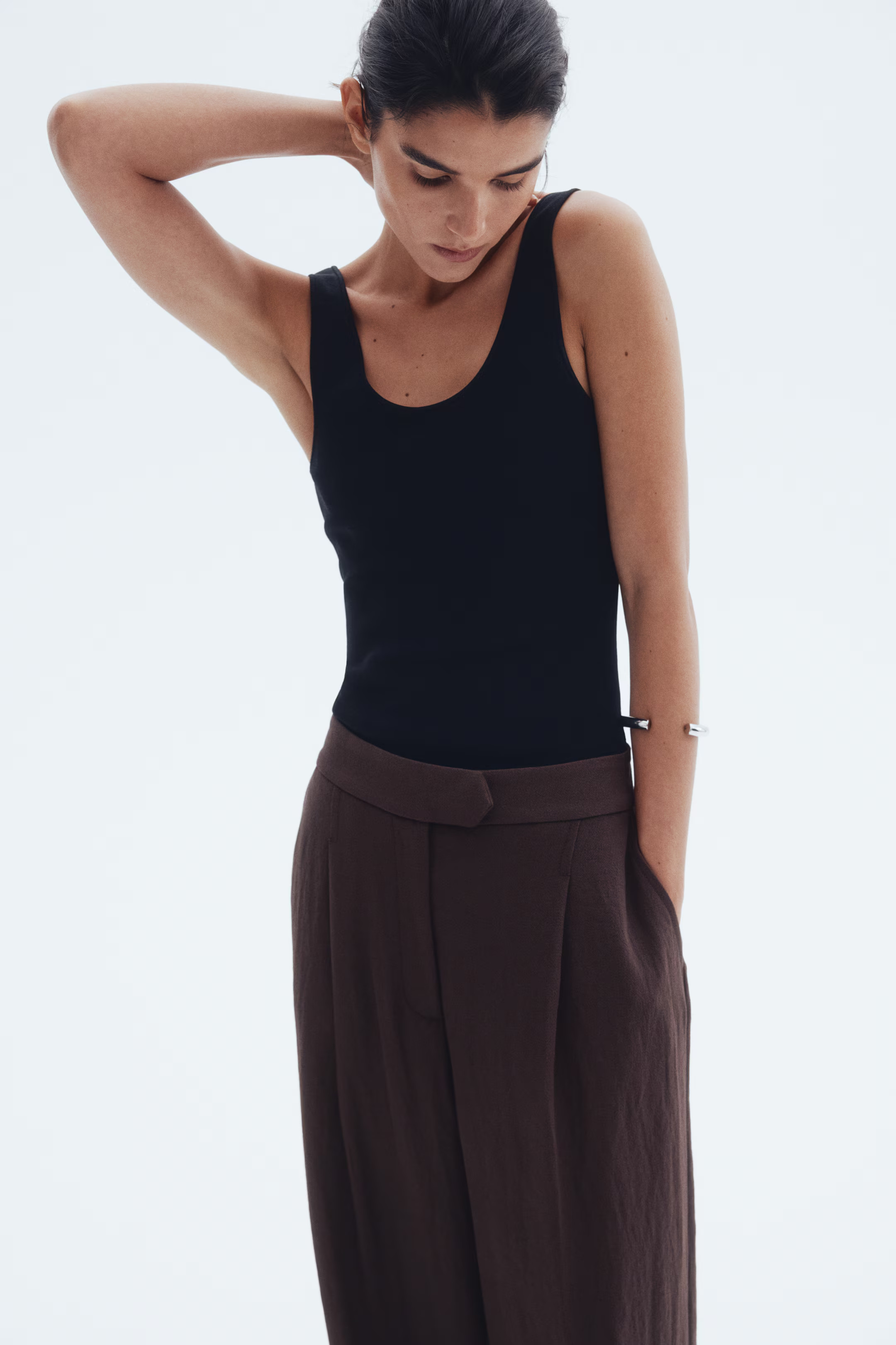 Pantaloni ampi - Marrone scuro - DONNA | H&M IT | H&M (FR, IT, ES, PT, BE)