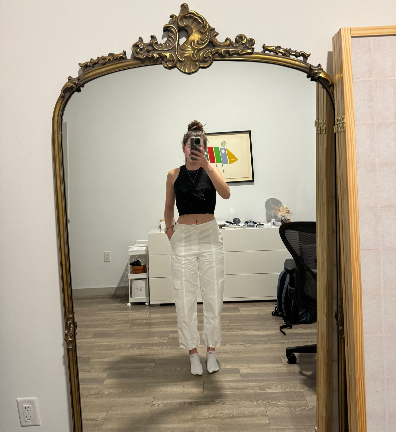 Back to basics 🤝 white cargo pants that I bought in australia (from misha urban) and a ribbed black Courrèges tank ✨ #cargopants #blackandwhite #basics 

#LTKstyletip