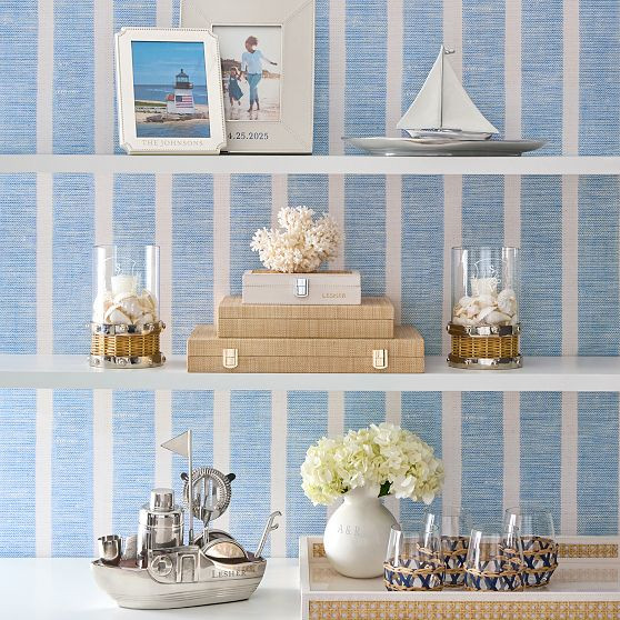 Ceramic Ruffle Vase | Mark and Graham