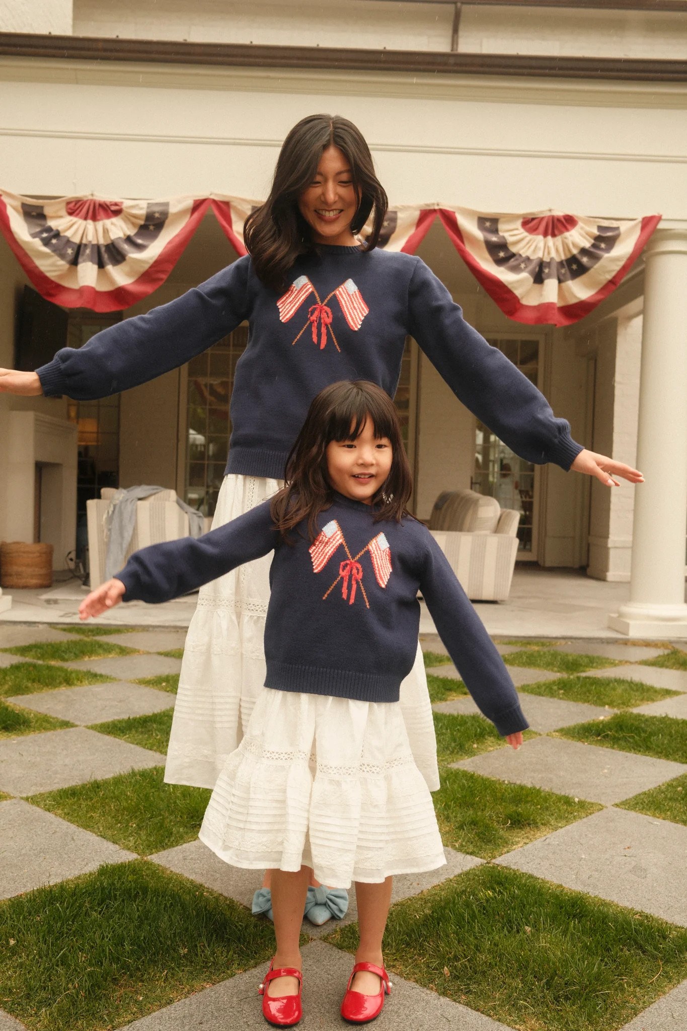 Freedom Sweater in Midnight | Ivy City Co
